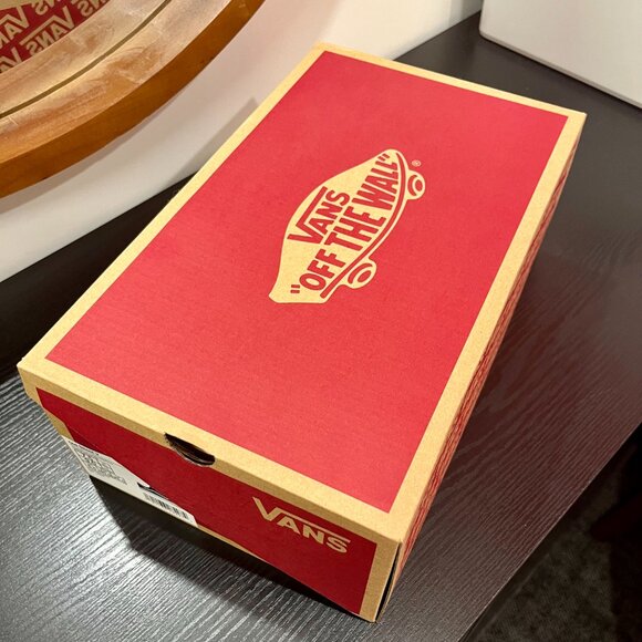 NWT Vans Navy Old Skool V Shoe Velcro Suede Canvas Low Top Side Stripe Unisex - Picture 7 of 10